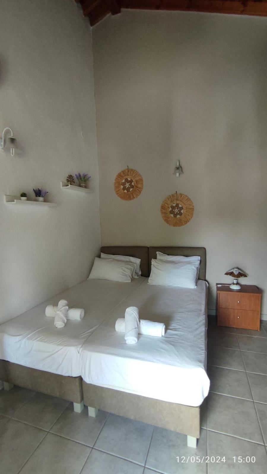 Katerina Rooms Nea Kallikrateia Exterior photo